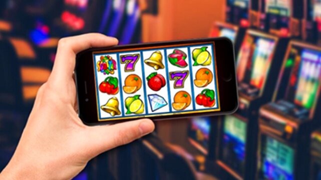 Mobile Phone With Online Slots