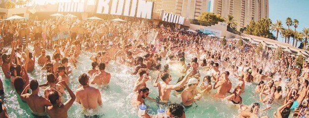 Wet Republic Ultra Pool